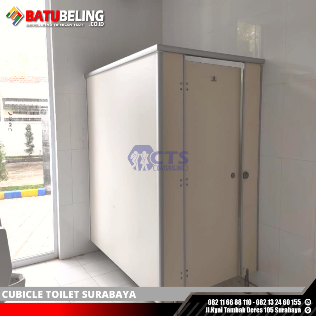 pintu cubicle toilet