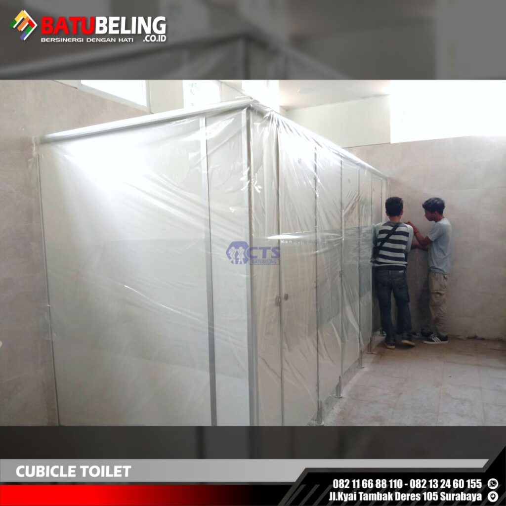 cubicle toilet Kudus