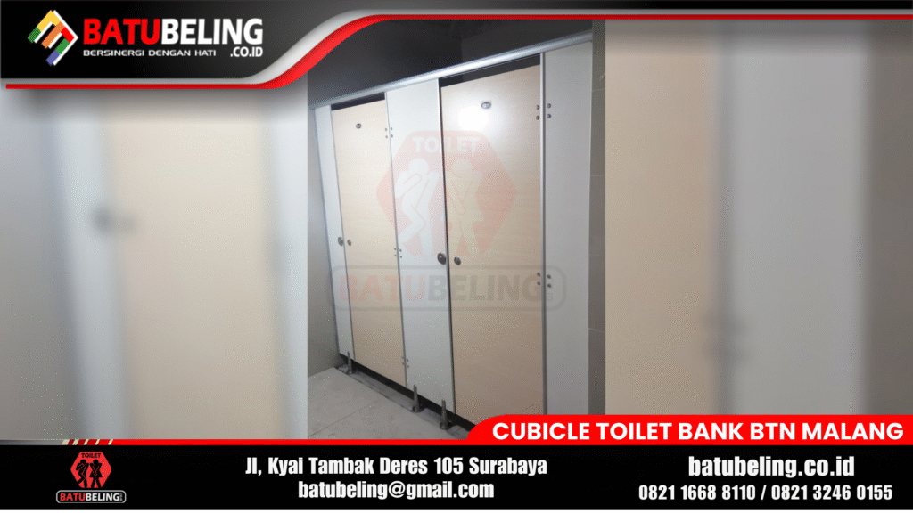 cubicle toilet