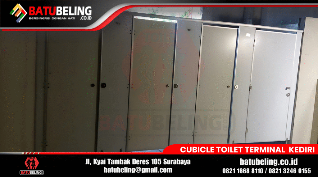 cubicle toilet