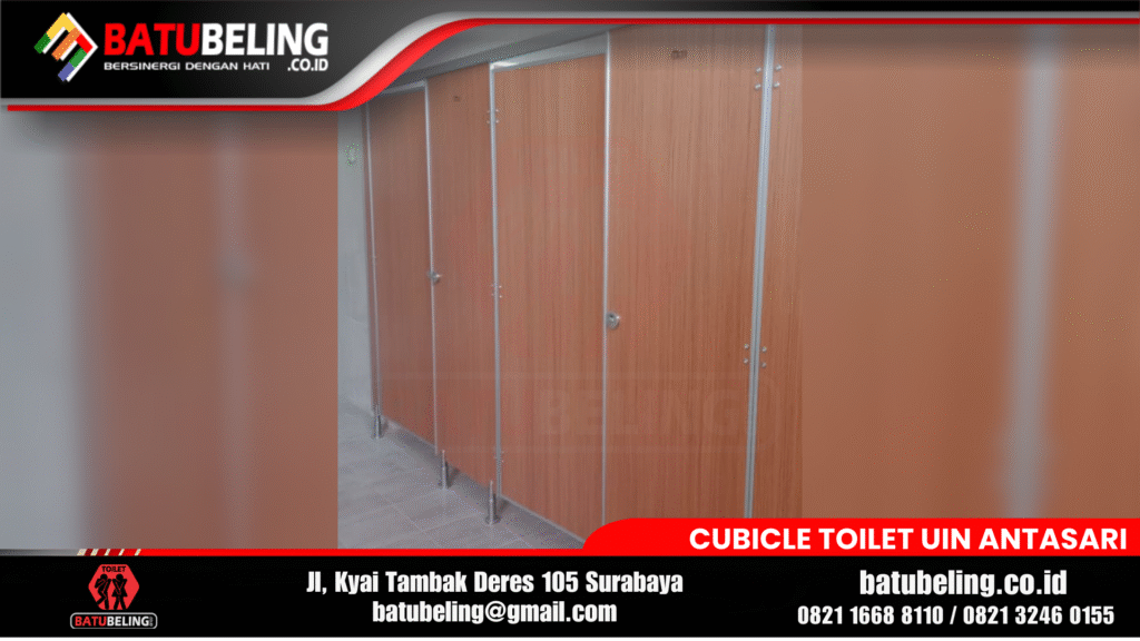 cubicle toilet